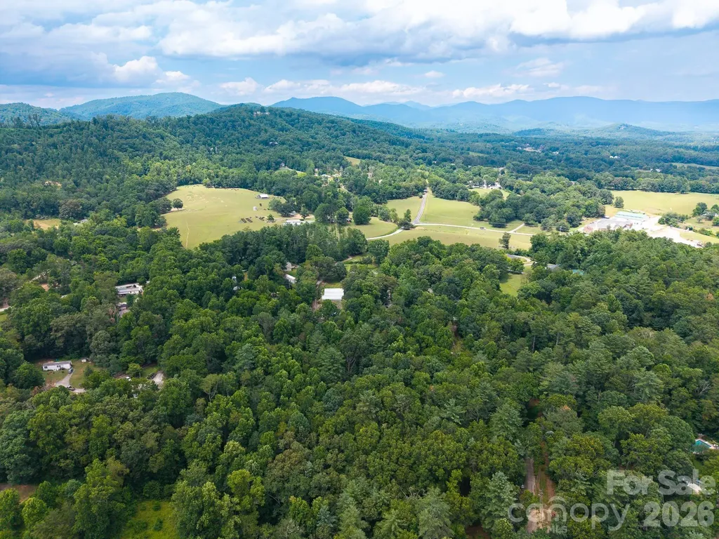 31 Burtiller Lane Fletcher NC 28732