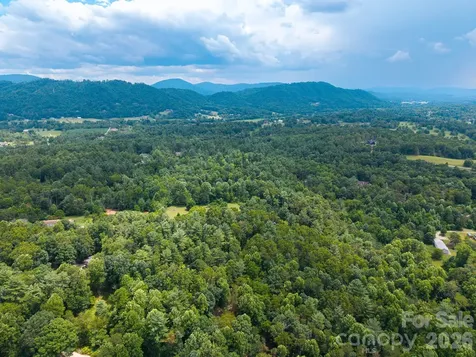 31 Burtiller Lane Fletcher NC 28732