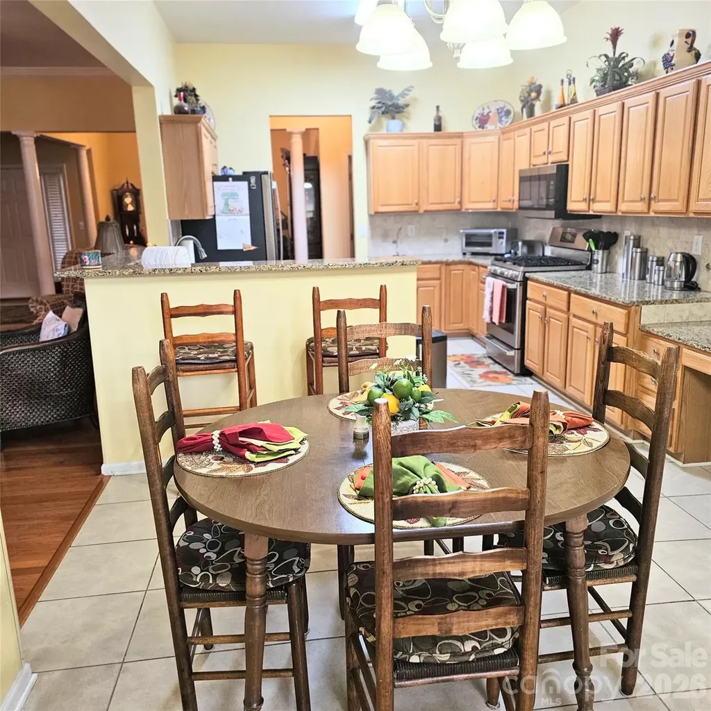4022 Meadowview Hills Drive Charlotte NC 28269