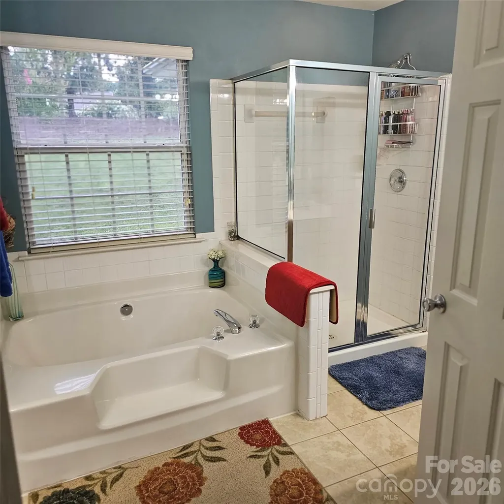 4022 Meadowview Hills Drive Charlotte NC 28269