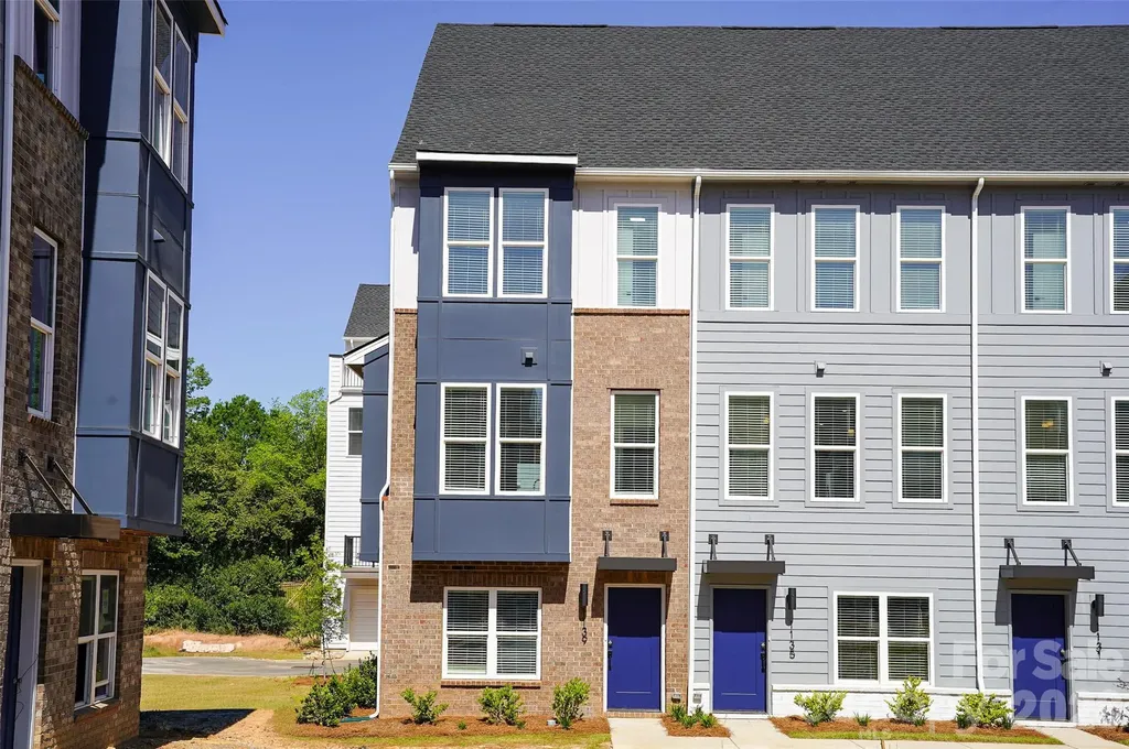 1139 Kokomo Lane Charlotte NC 28206