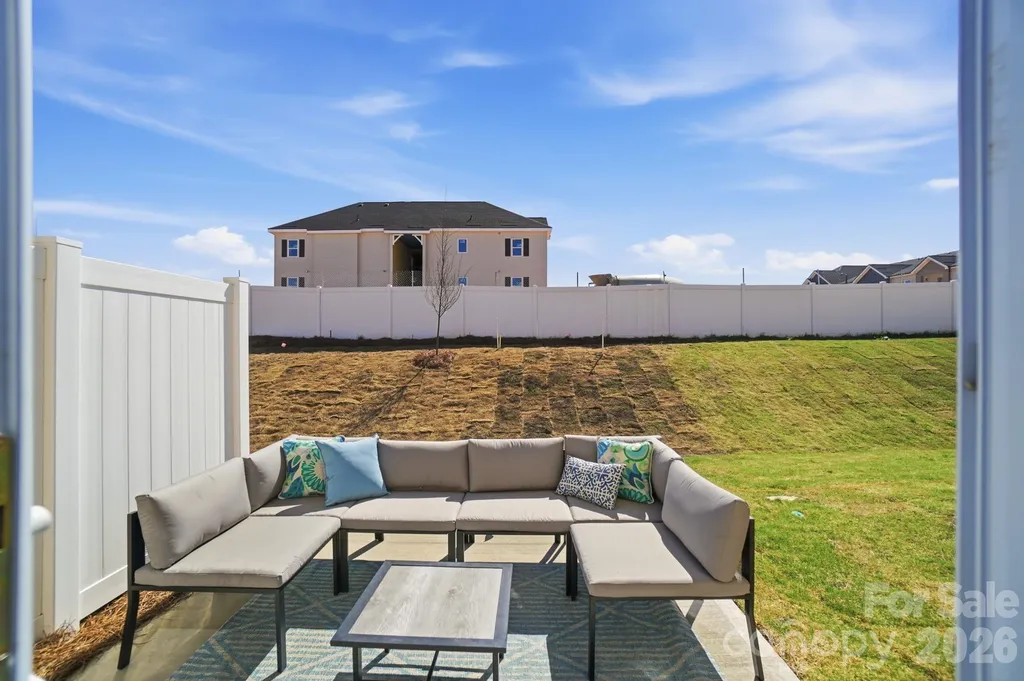 5216 Wyes Oak Lane Charlotte NC 28269
