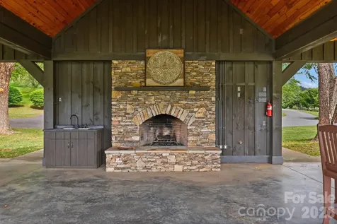 643 W Landing Drive Jefferson NC 28640