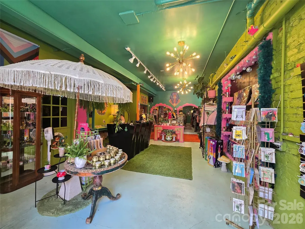 142 N Main Street Waynesville NC 28786