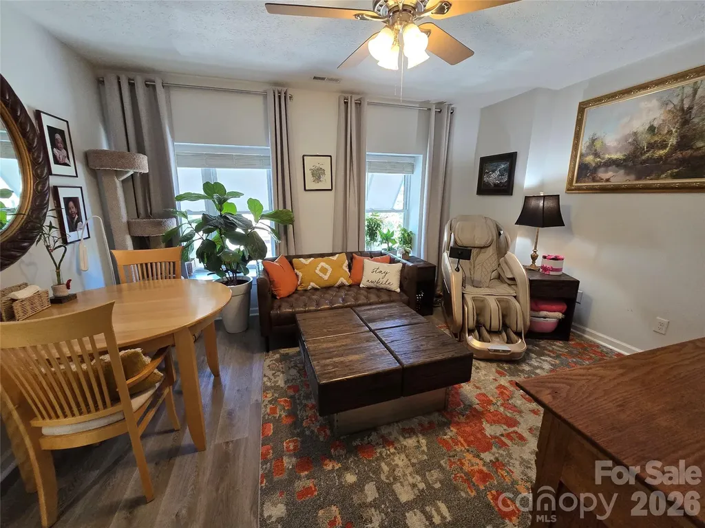 142 N Main Street Waynesville NC 28786