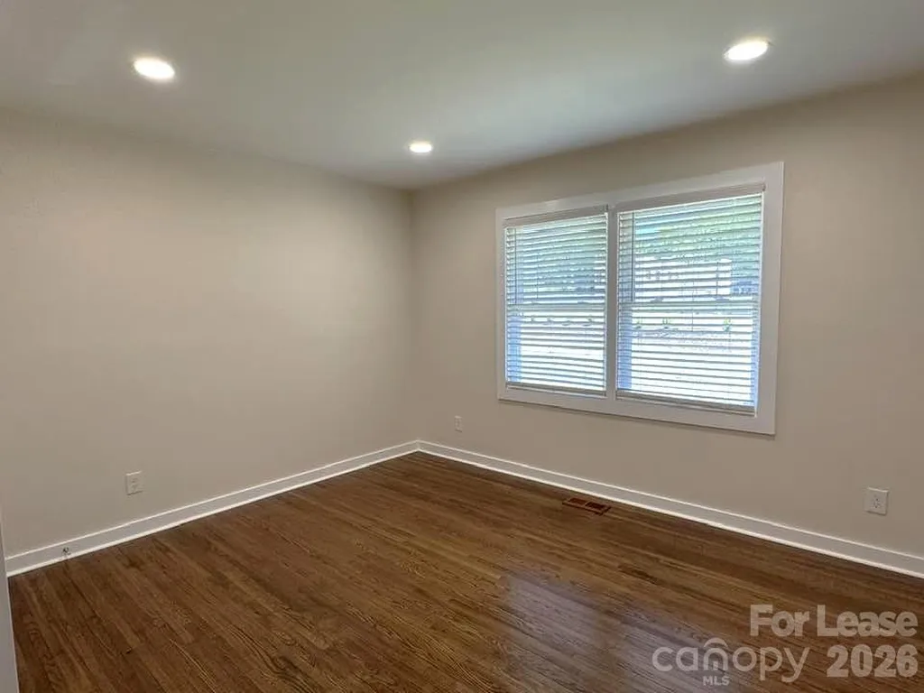 19612 Oak Street Cornelius NC 28031