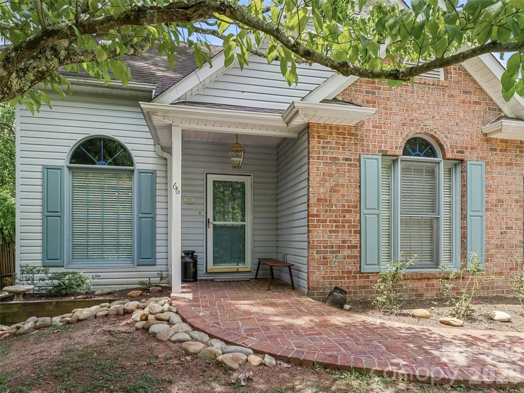 66 Hyde Avenue Tryon NC 28782