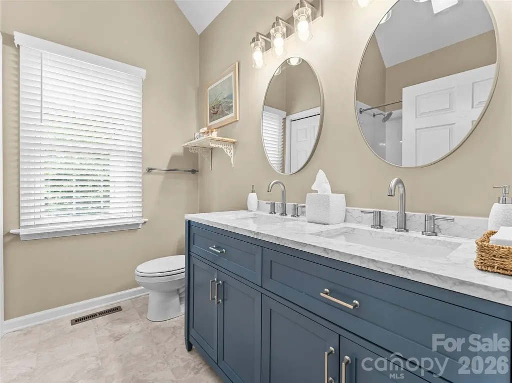 66 Hyde Avenue Tryon NC 28782