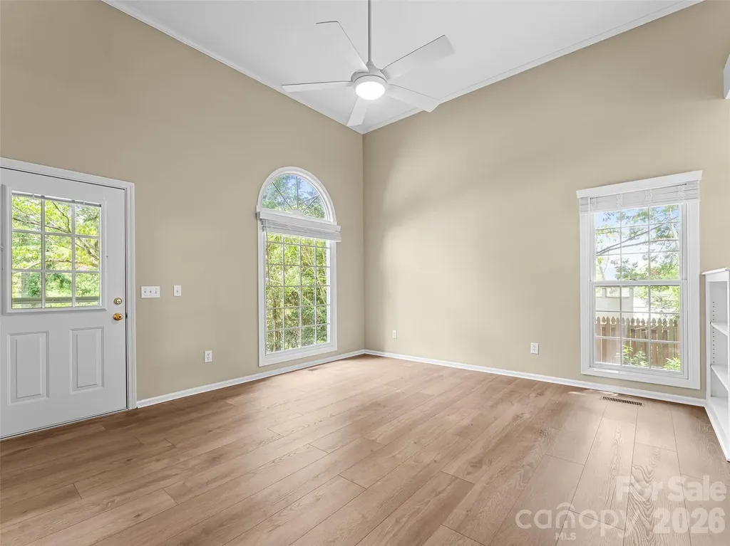 66 Hyde Avenue Tryon NC 28782