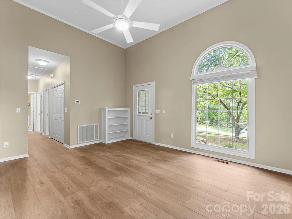 66 Hyde Avenue Tryon NC 28782
