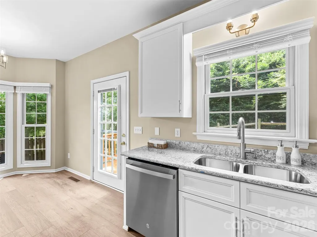 66 Hyde Avenue Tryon NC 28782