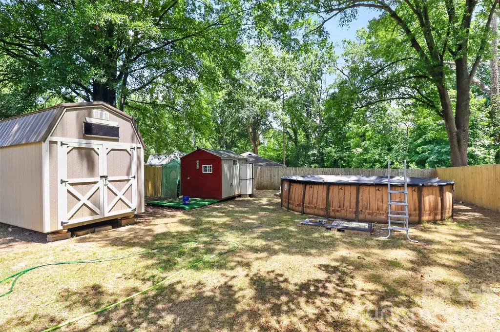 1336 Parkview Circle Salisbury NC 28144
