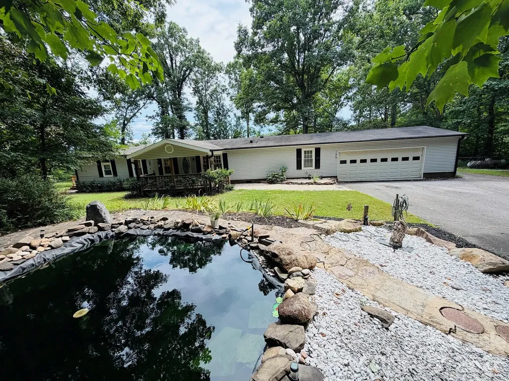 125 Red Fox Court Mount Holly NC 28120