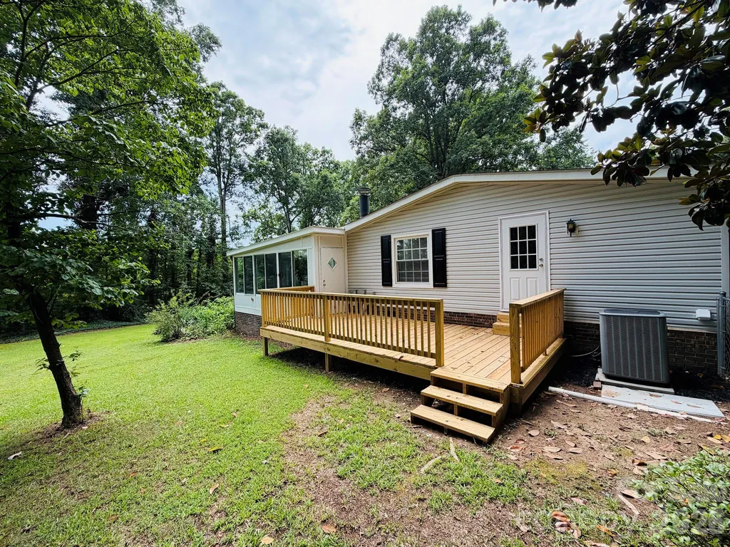 125 Red Fox Court Mount Holly NC 28120
