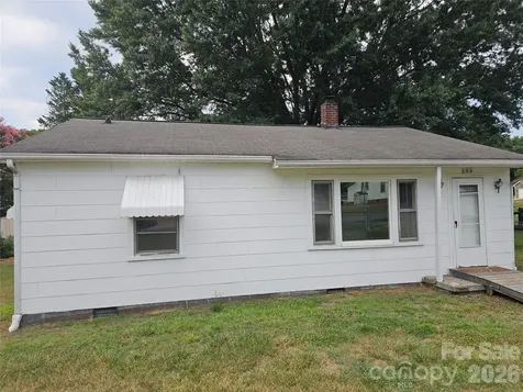 1515 16th Avenue NE Hickory NC 28601
