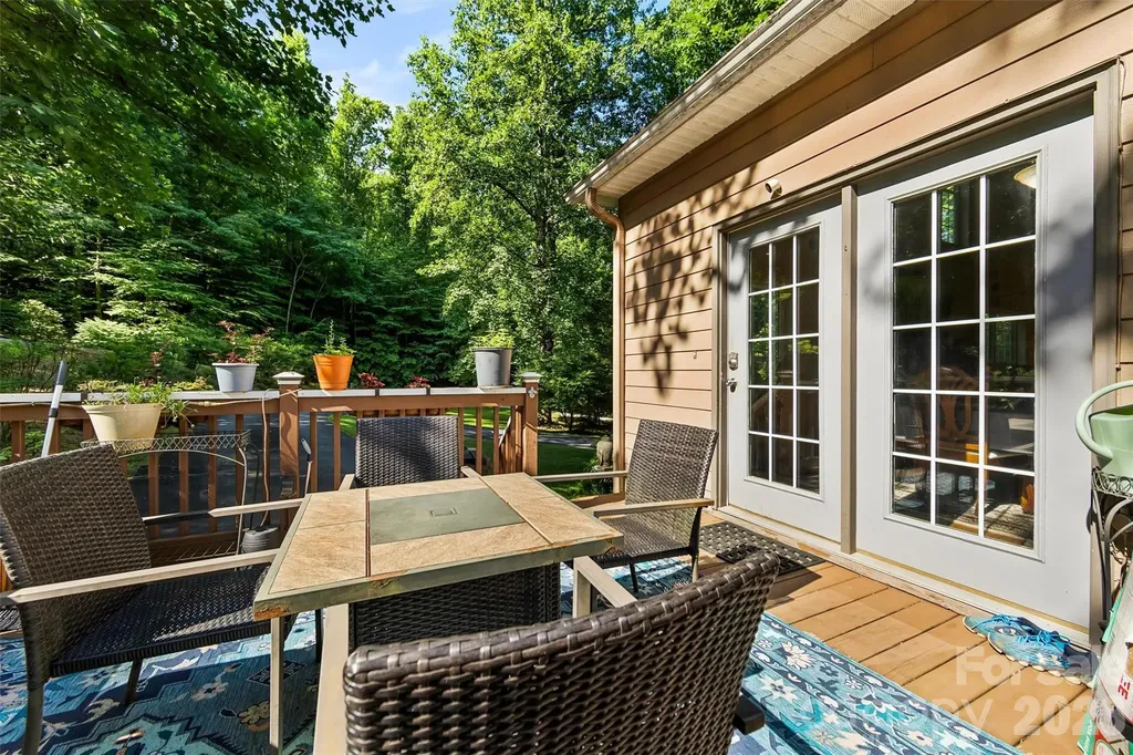 315 Honey Locust Lane Whittier NC 28789