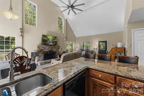 315 Honey Locust Lane Whittier NC 28789