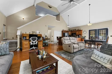 315 Honey Locust Lane Whittier NC 28789