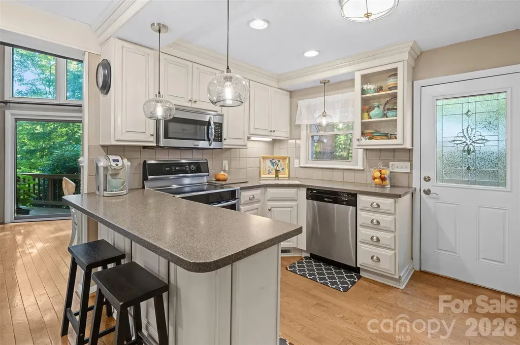 55 Overlook Drive Candler NC 28715