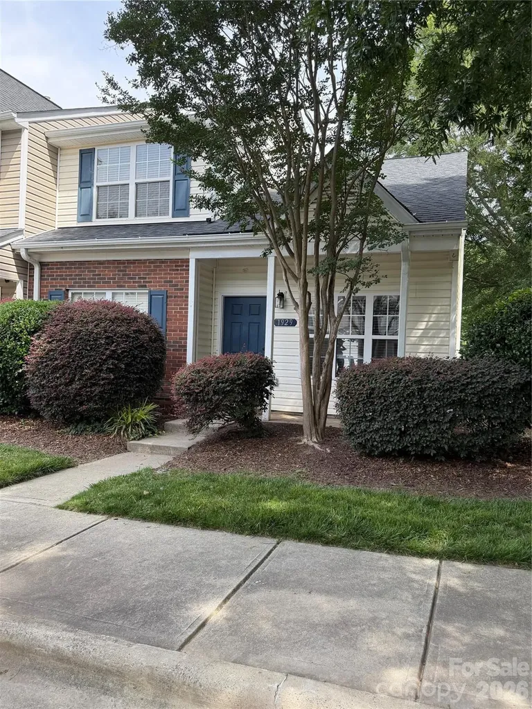 1929 Billingsville School Court Charlotte NC 28214