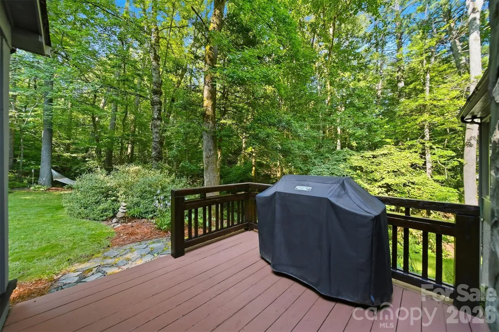 414 Stonecroft Drive SE Lenoir NC 28645