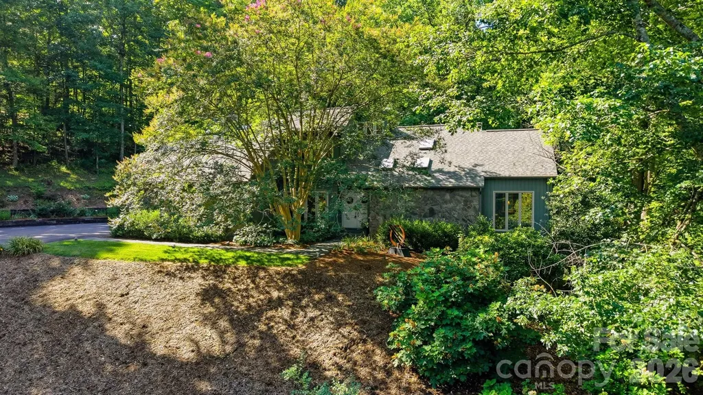 414 Stonecroft Drive SE Lenoir NC 28645