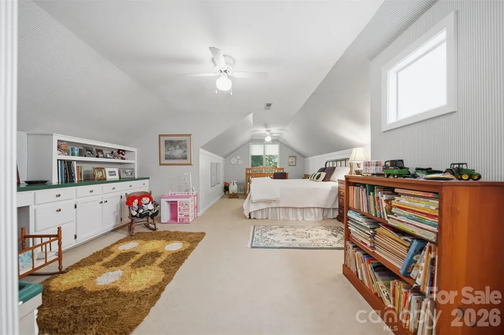 414 Stonecroft Drive SE Lenoir NC 28645
