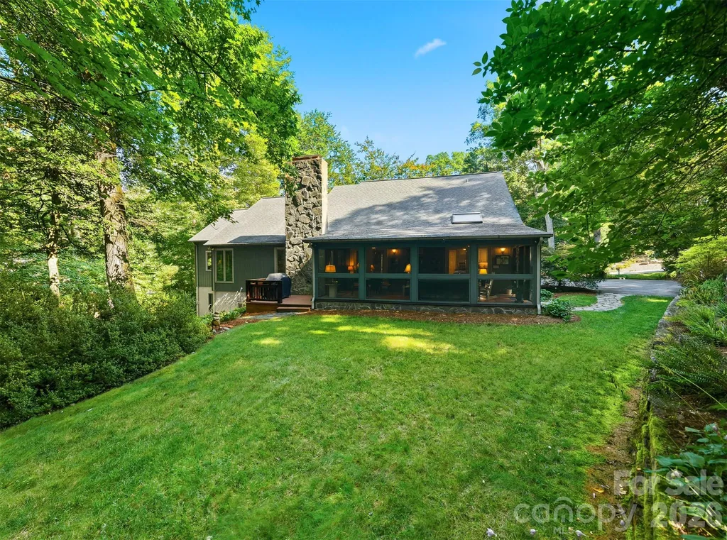 414 Stonecroft Drive SE Lenoir NC 28645