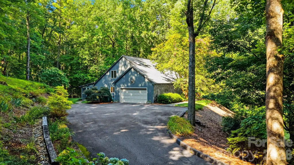 414 Stonecroft Drive SE Lenoir NC 28645