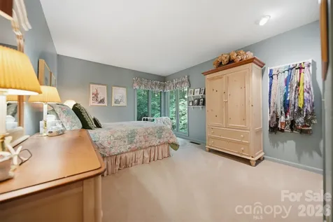 414 Stonecroft Drive SE Lenoir NC 28645