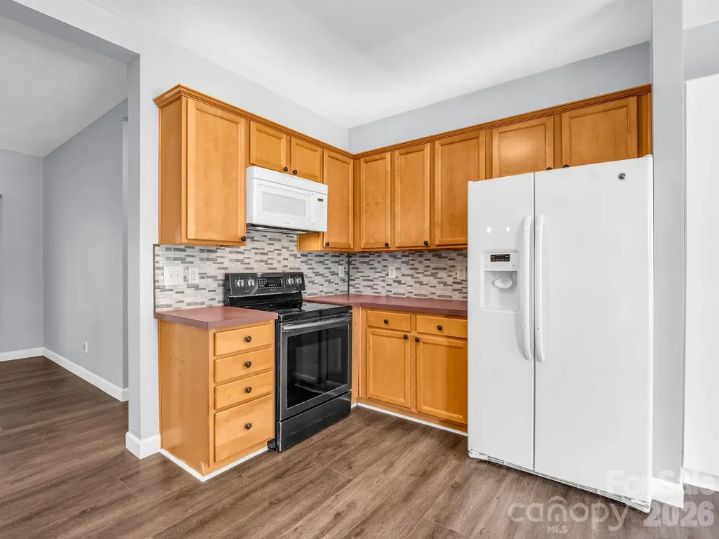 355 Hidden Meadow Drive Hendersonville NC 28792