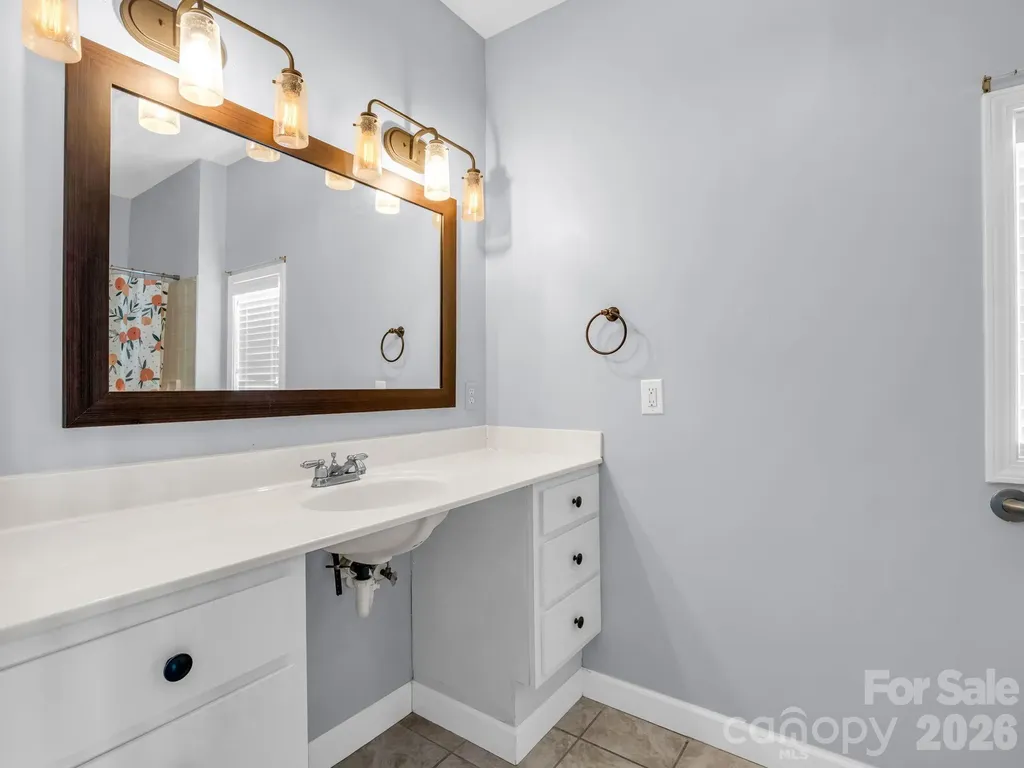 355 Hidden Meadow Drive Hendersonville NC 28792