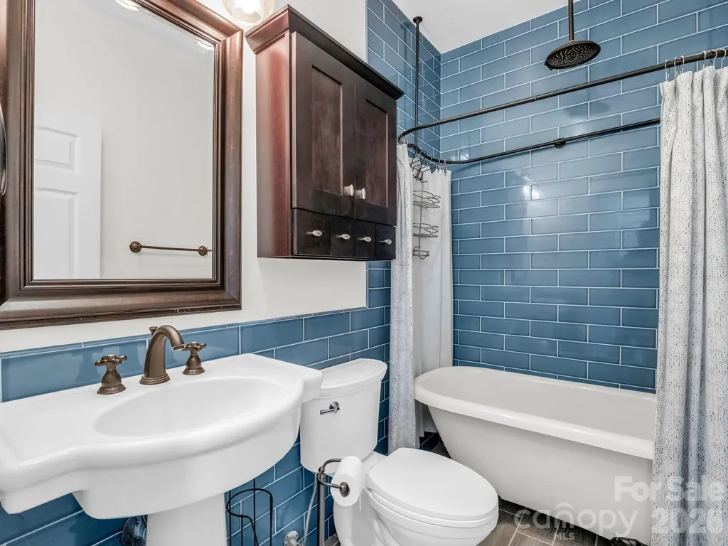 355 Hidden Meadow Drive Hendersonville NC 28792