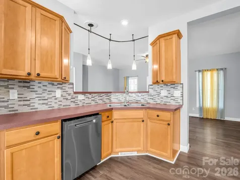 355 Hidden Meadow Drive Hendersonville NC 28792