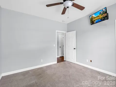 355 Hidden Meadow Drive Hendersonville NC 28792