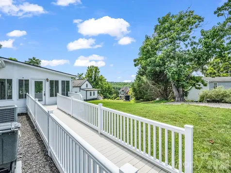355 Hidden Meadow Drive Hendersonville NC 28792