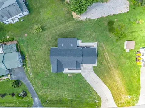 355 Hidden Meadow Drive Hendersonville NC 28792