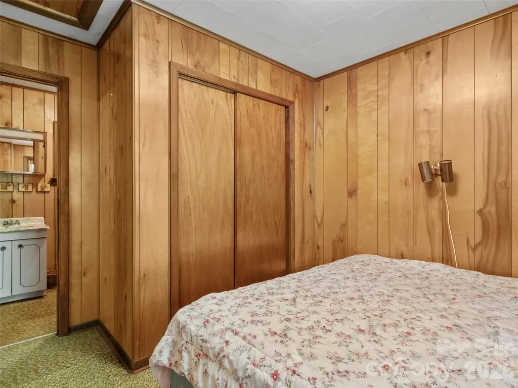 144 Florida Hill Drive Green Mountain NC 28740