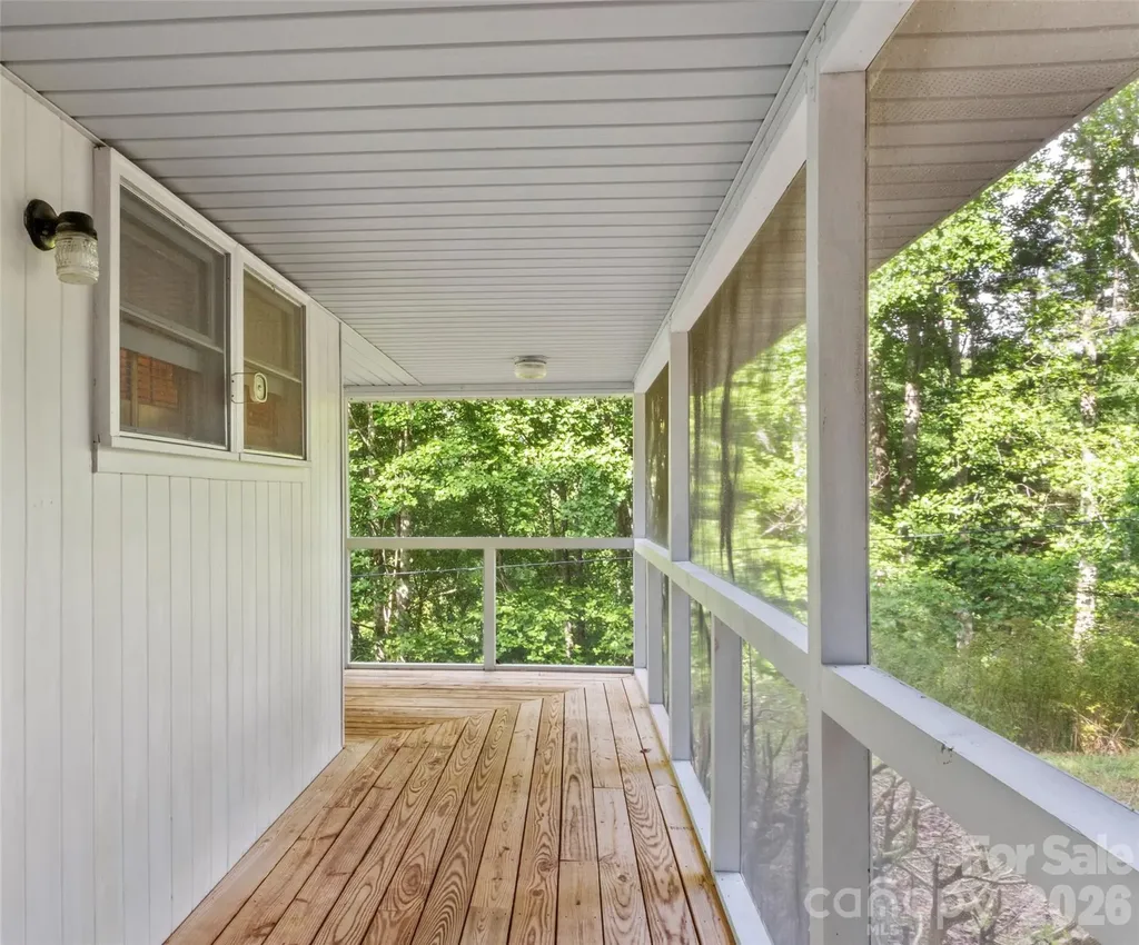144 Florida Hill Drive Green Mountain NC 28740