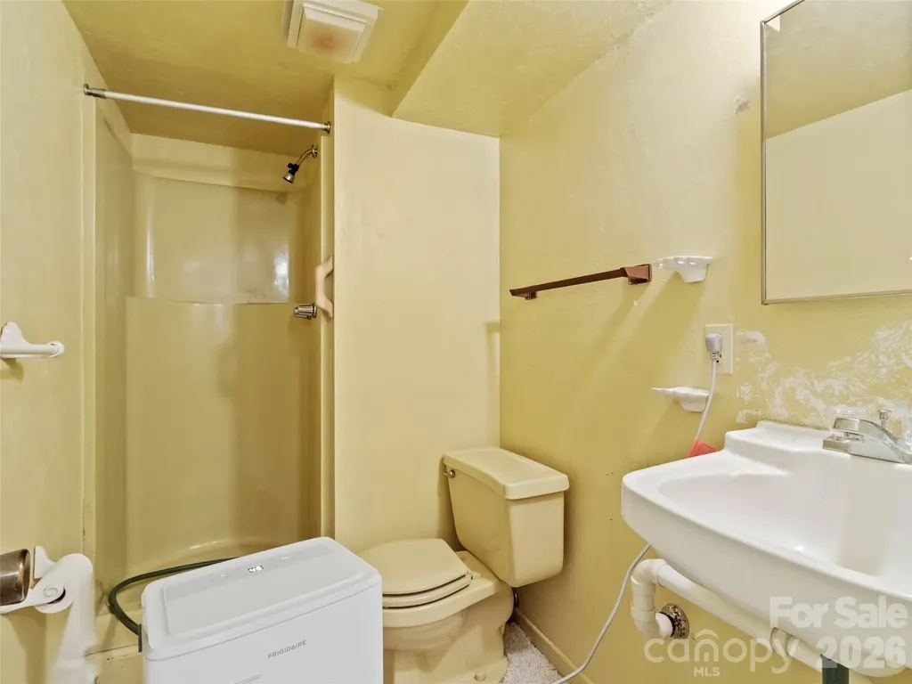 144 Florida Hill Drive Green Mountain NC 28740