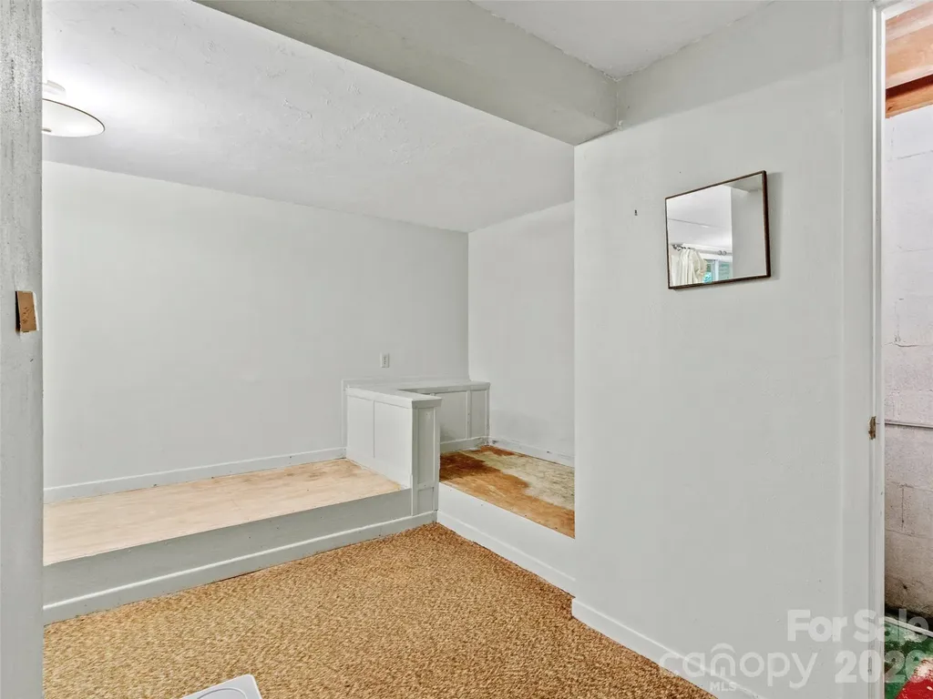 144 Florida Hill Drive Green Mountain NC 28740
