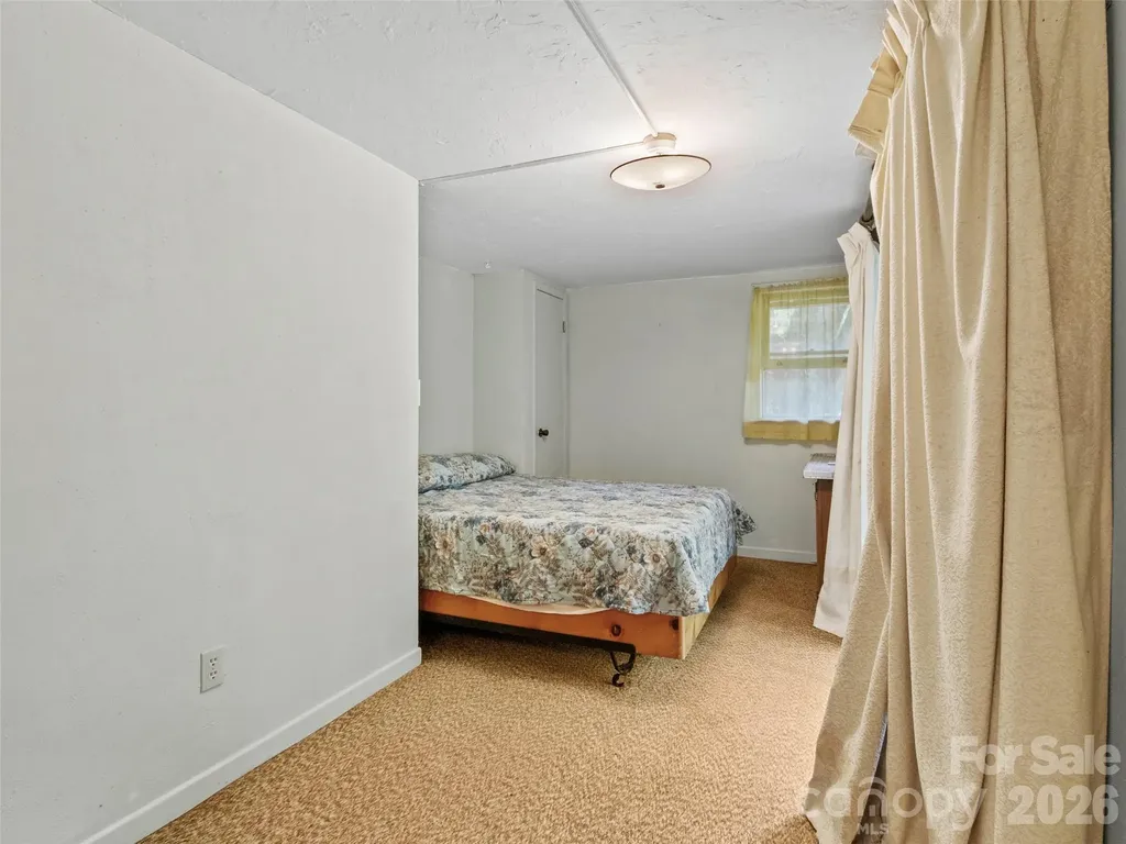 144 Florida Hill Drive Green Mountain NC 28740
