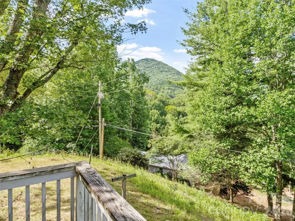 144 Florida Hill Drive Green Mountain NC 28740