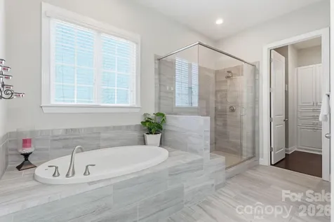 2498 Creekview Drive Waxhaw NC 28173
