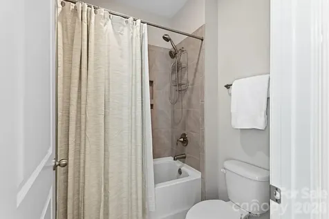 2498 Creekview Drive Waxhaw NC 28173