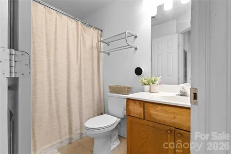 622 Emerald Cove Drive Charlotte NC 28262
