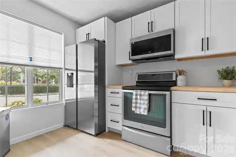 622 Emerald Cove Drive Charlotte NC 28262