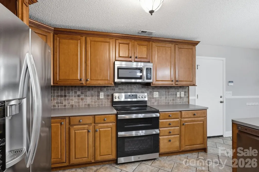 9406 Golden Pond Drive Charlotte NC 28269