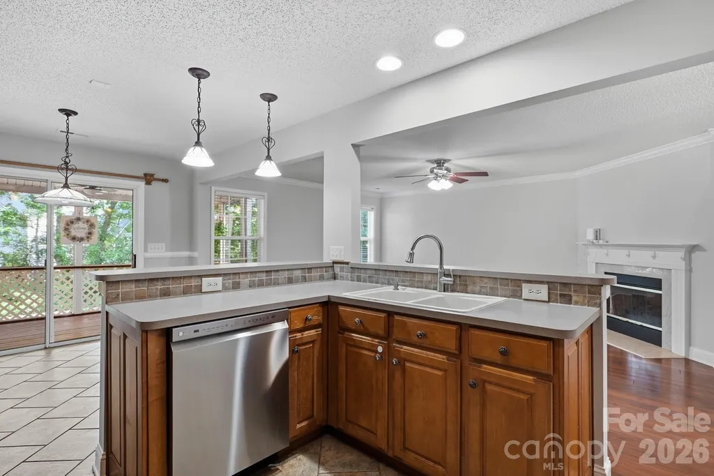 9406 Golden Pond Drive Charlotte NC 28269