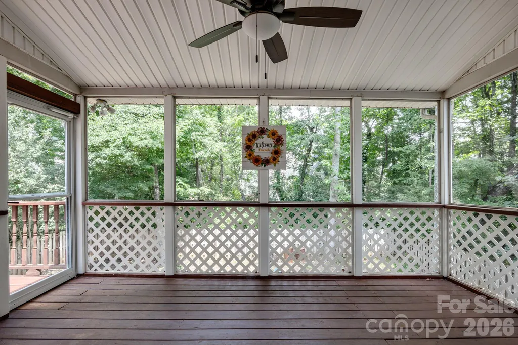 9406 Golden Pond Drive Charlotte NC 28269